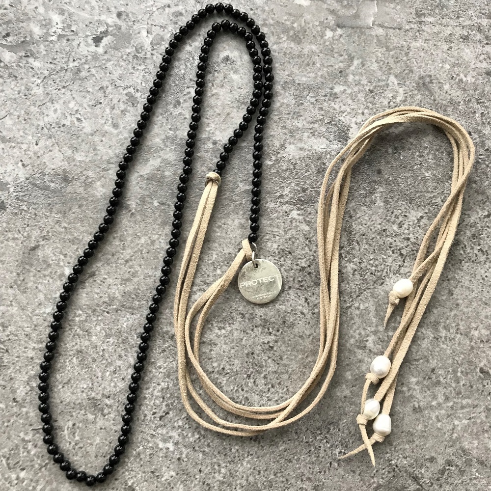 ✨4/$20✨ LFV Black Onyx Bead & Suede Wrap Bracelet